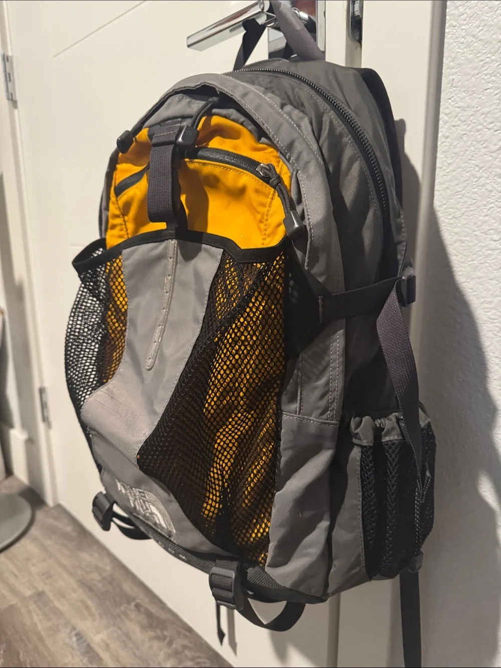 The North Face Gray and Black Recon M Backpack